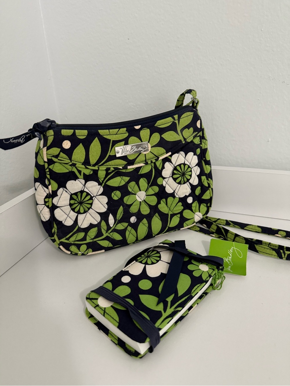 Vera Bradley Green White Floral Quilted Crossbody with Notepad